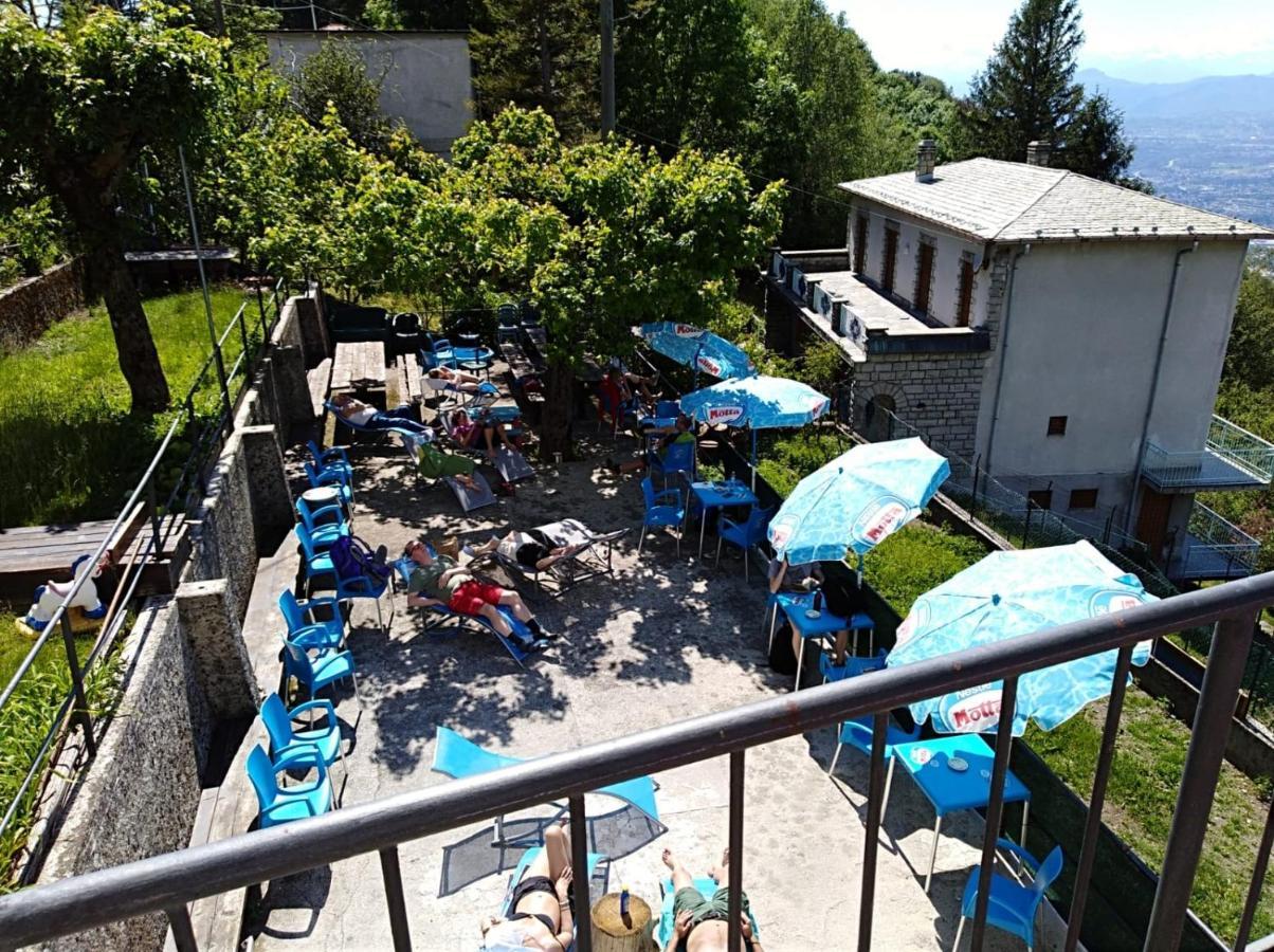 Hotel Capanna C.A.O. Brunate Exteriér fotografie